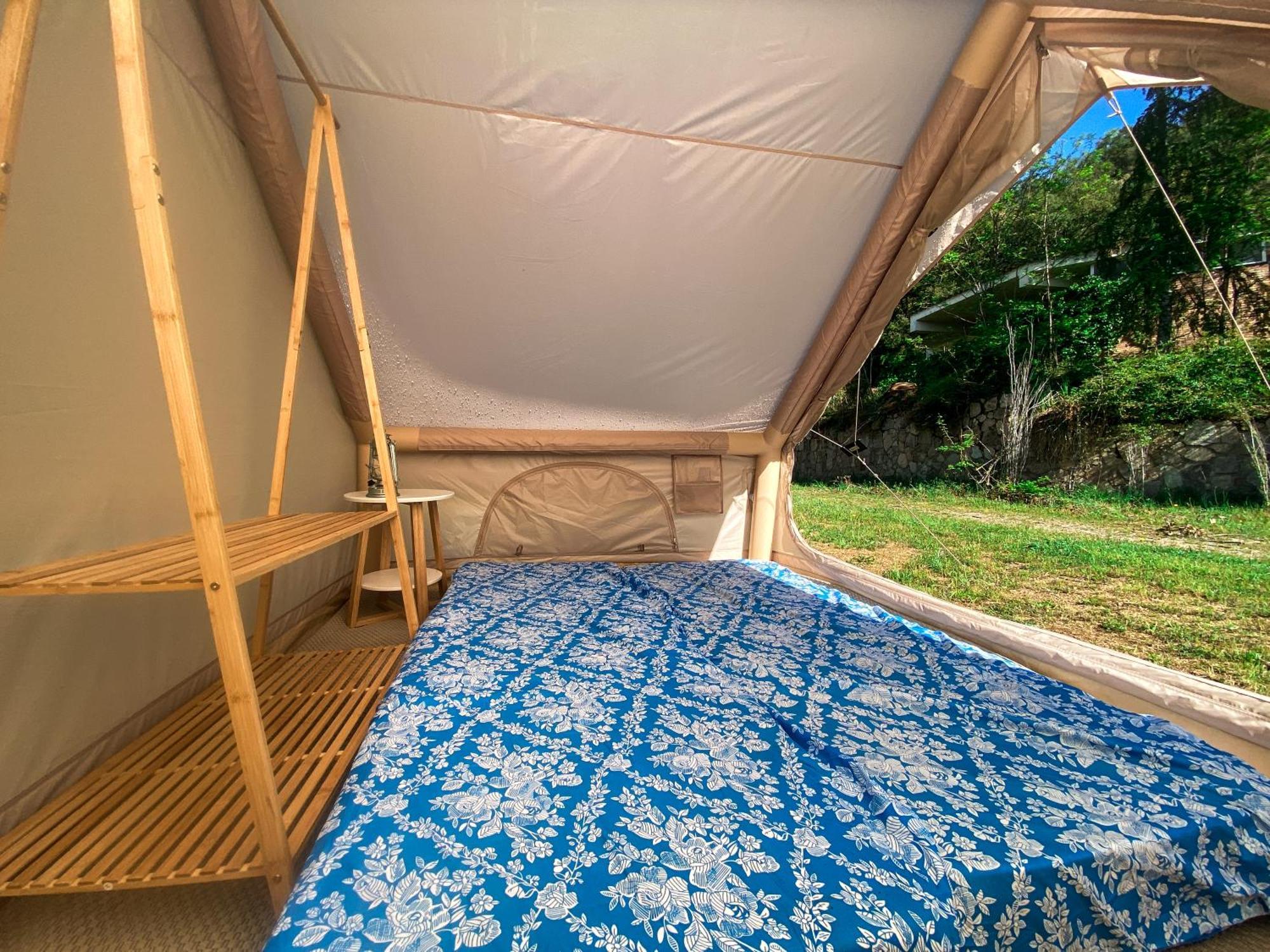 Camping Parc Gualba 古奥巴蒂达特 外观 照片