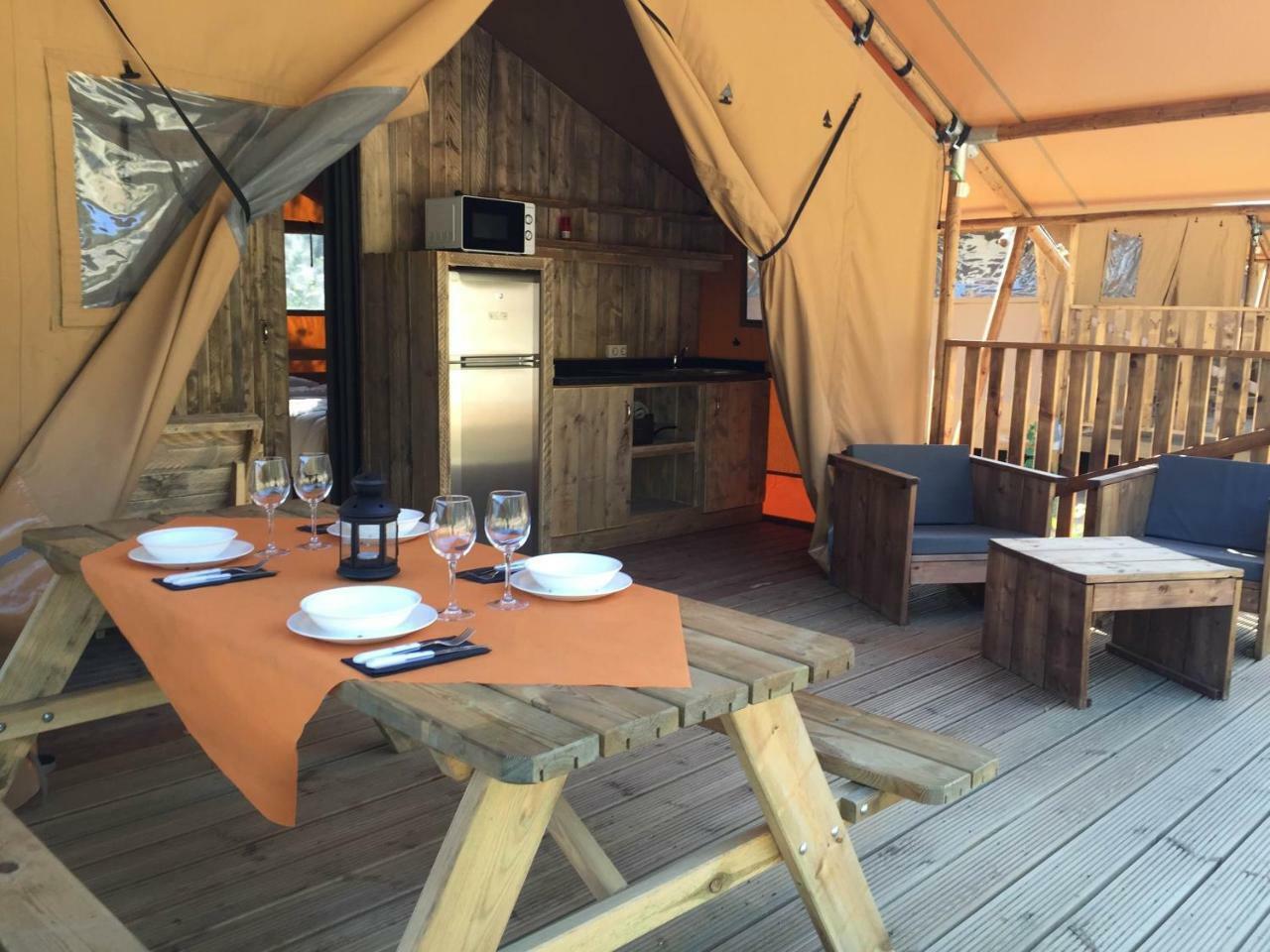 Camping Parc Gualba 古奥巴蒂达特 外观 照片