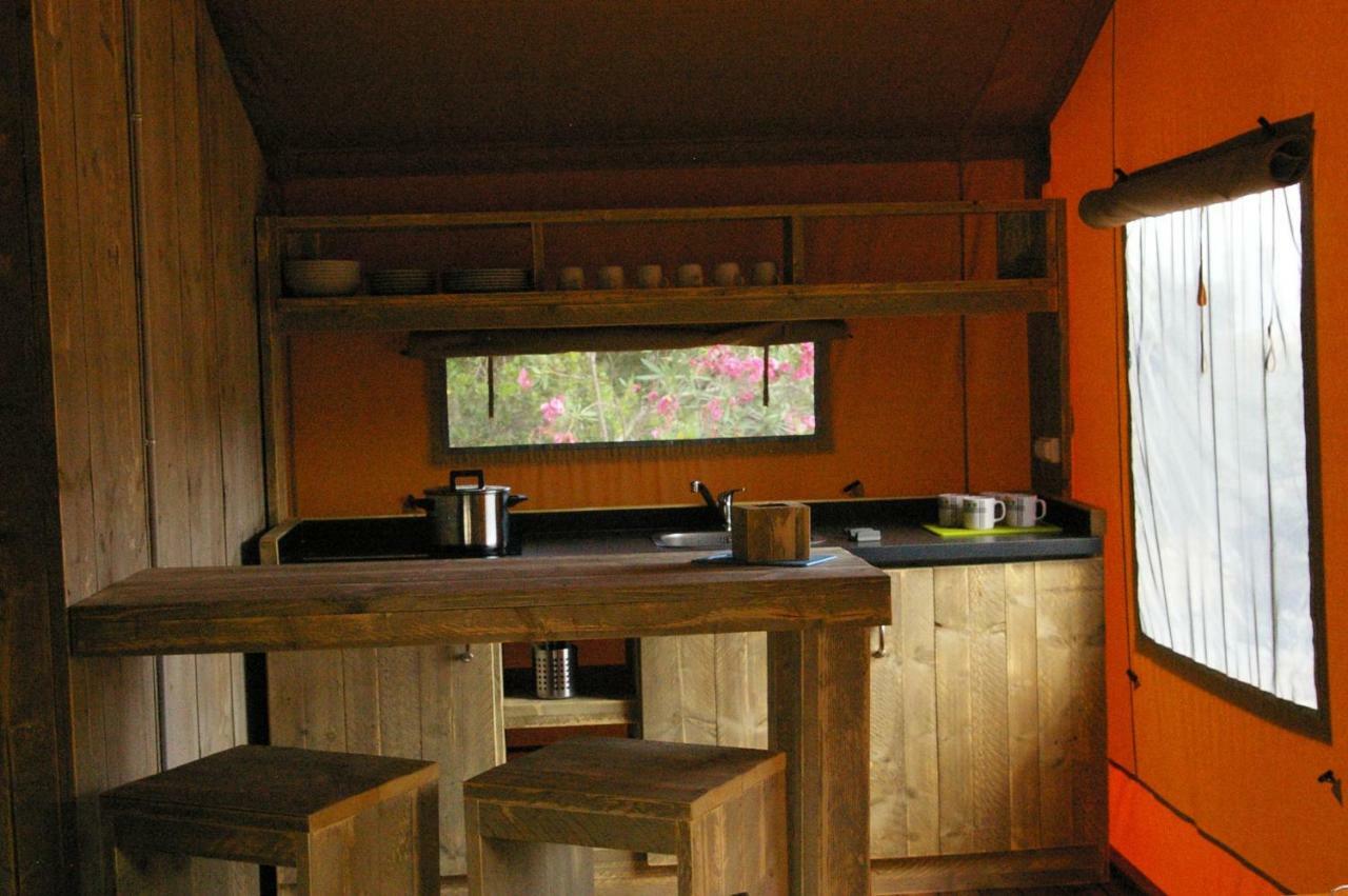 Camping Parc Gualba 古奥巴蒂达特 外观 照片